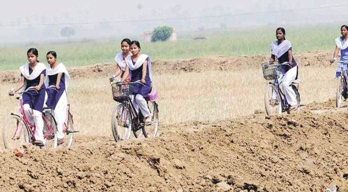 कुछु लिखीं बाकिर भोजपुरी लिखी